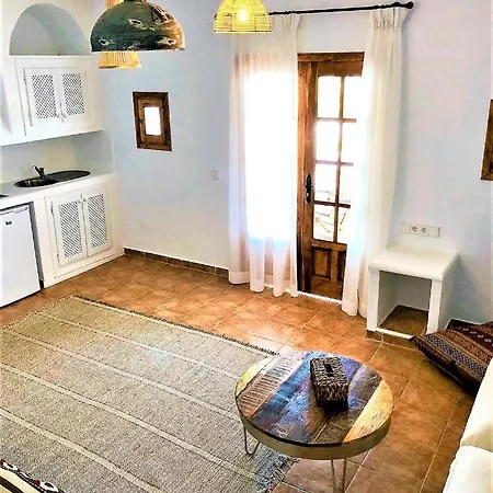 Petunia Ibiza, A Beaumier (adults Only) 5* Cala Vadella (Ibiza)