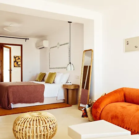 Petunia Ibiza, A Beaumier (adults Only) 5*