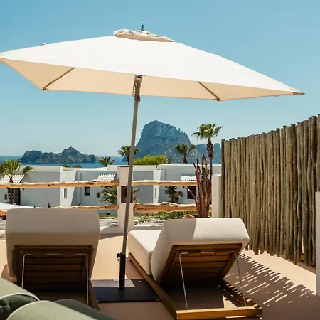 Petunia Ibiza, A Beaumier (adults Only) Cala Vadella